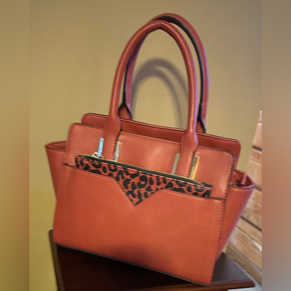 Time and Tru Satchel and Wallet with Strap